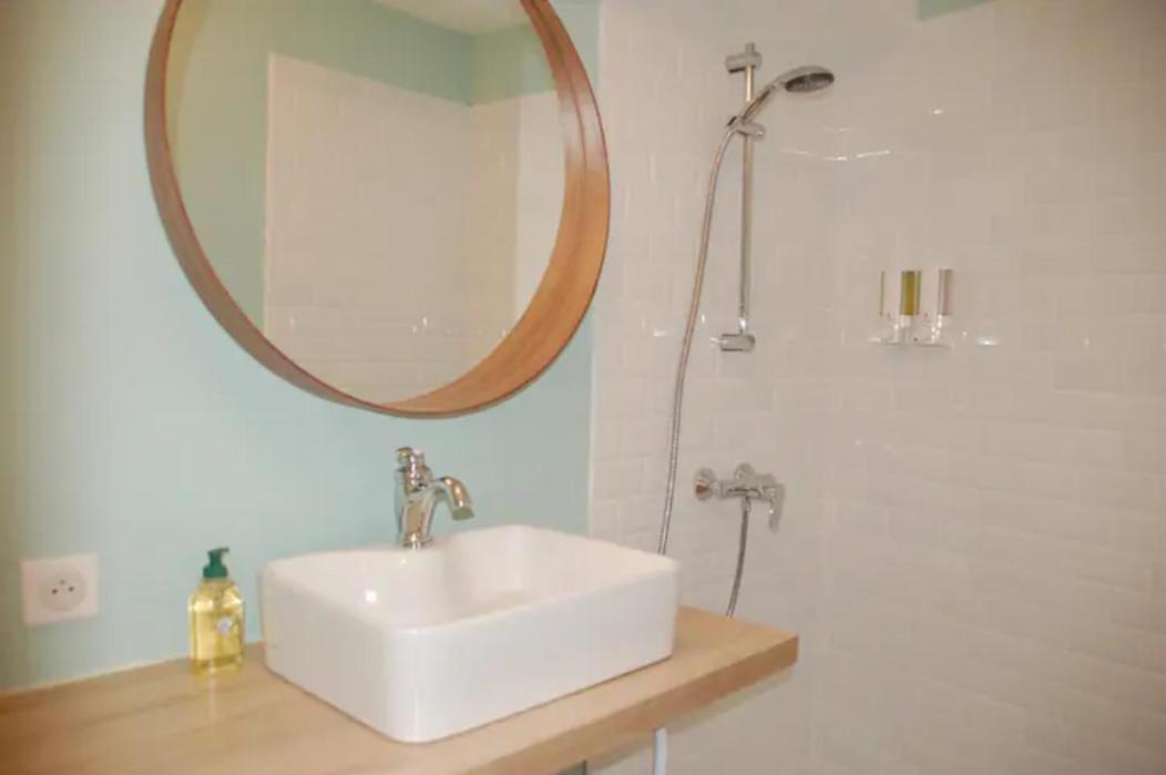 Magnifique Appartement De Charme Avec Vue Sur Le Palais Des Papes A Avignon Wifi Gratuit Eksteriør billede